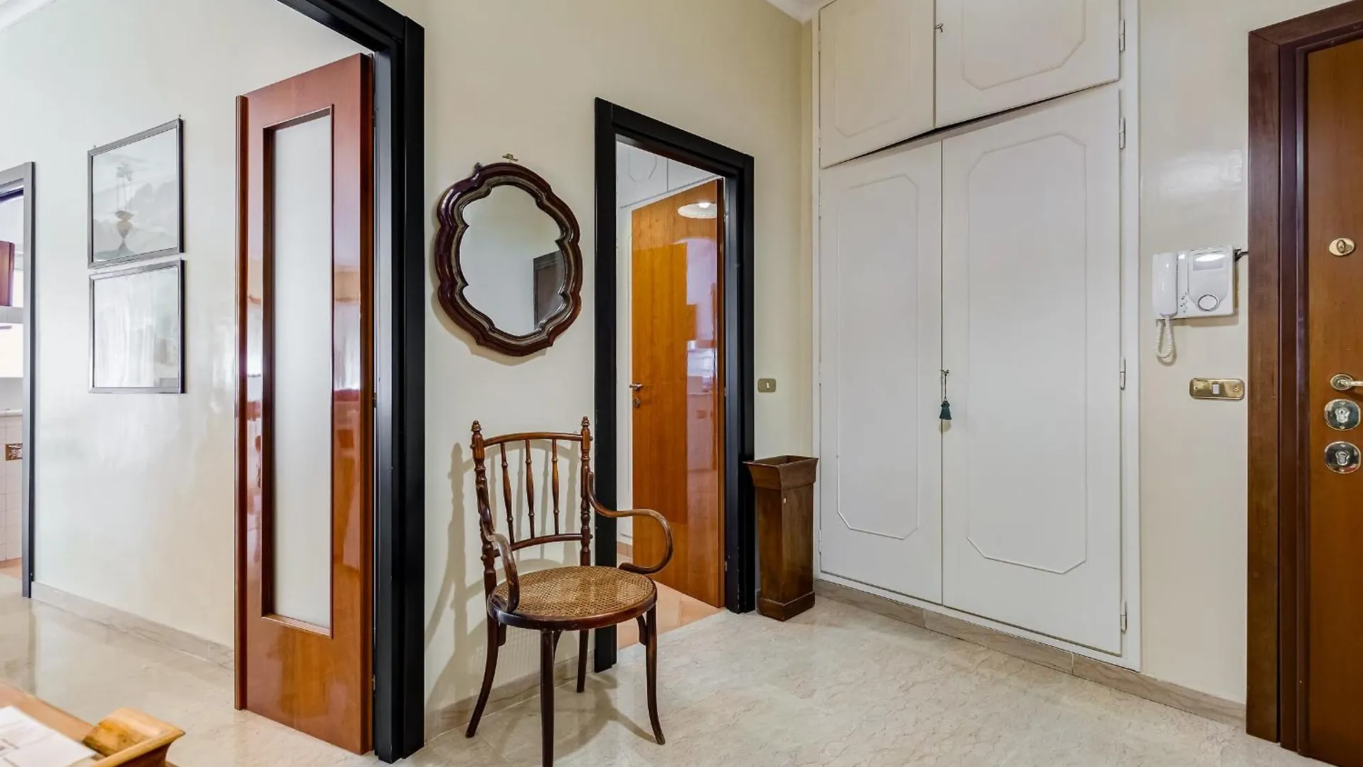 Rossini Home Rome 0*,  Italy