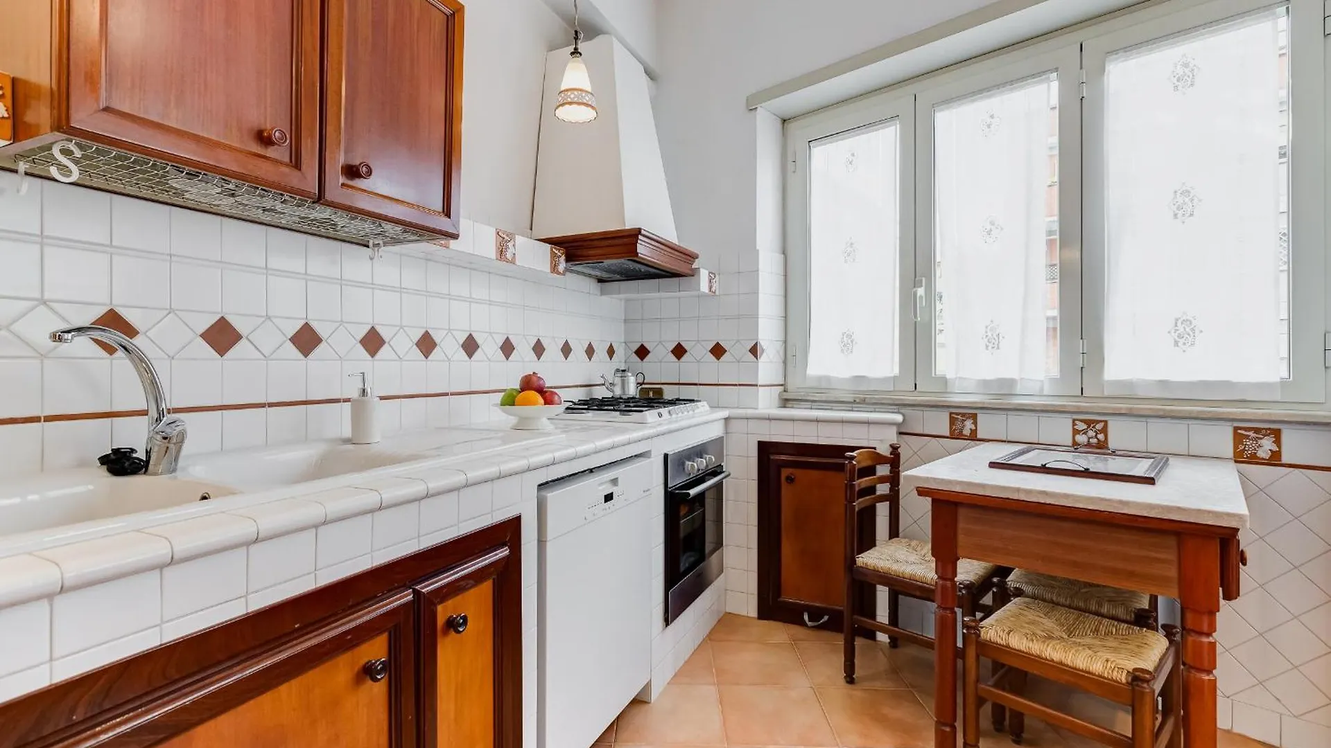 Apartment Rossini Home Rome Italy