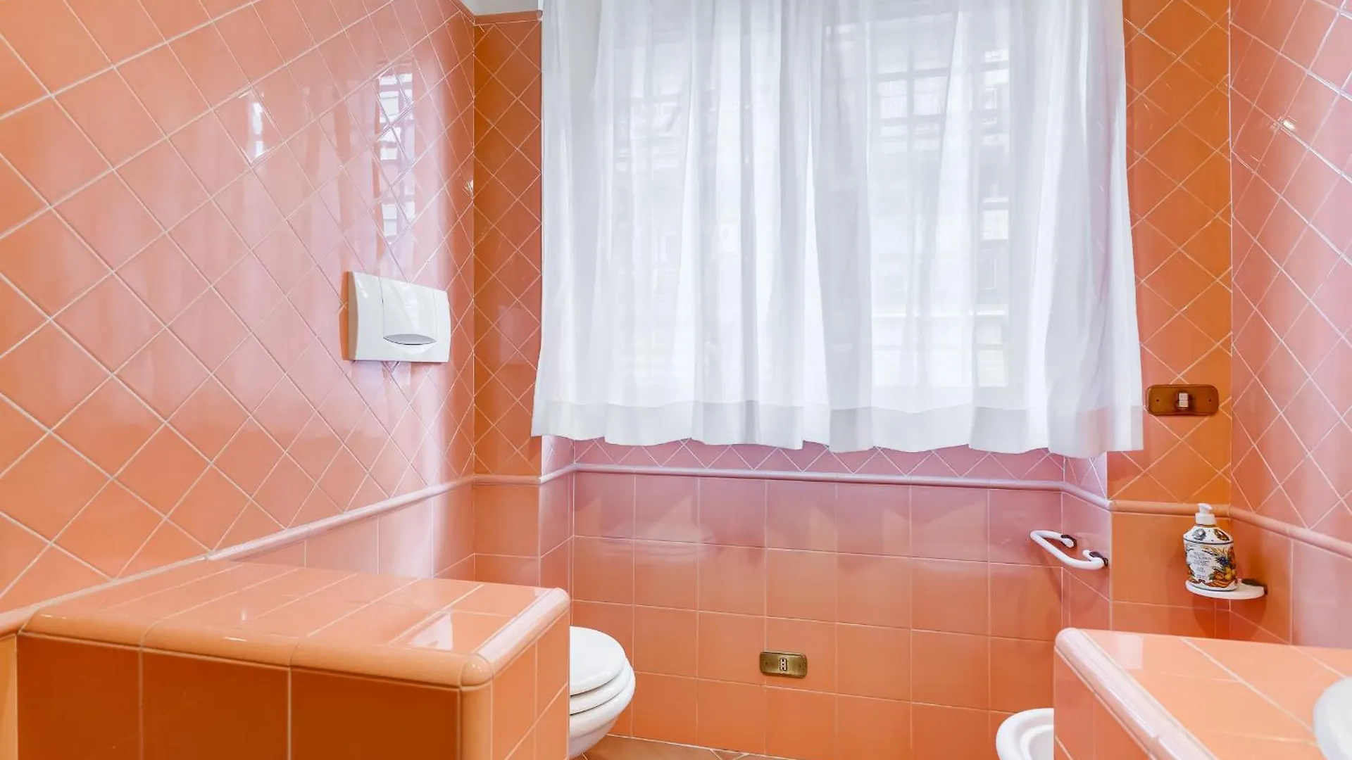 Apartment Rossini Home Rome Italy